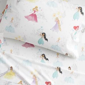 Pottery Barn Kids Disney Princess Castles Organic Sheet Set & Pillowcases